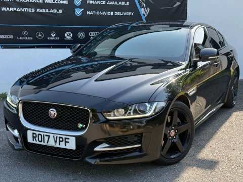 Jaguar XE 2.0D R-sport Saloon Black #6