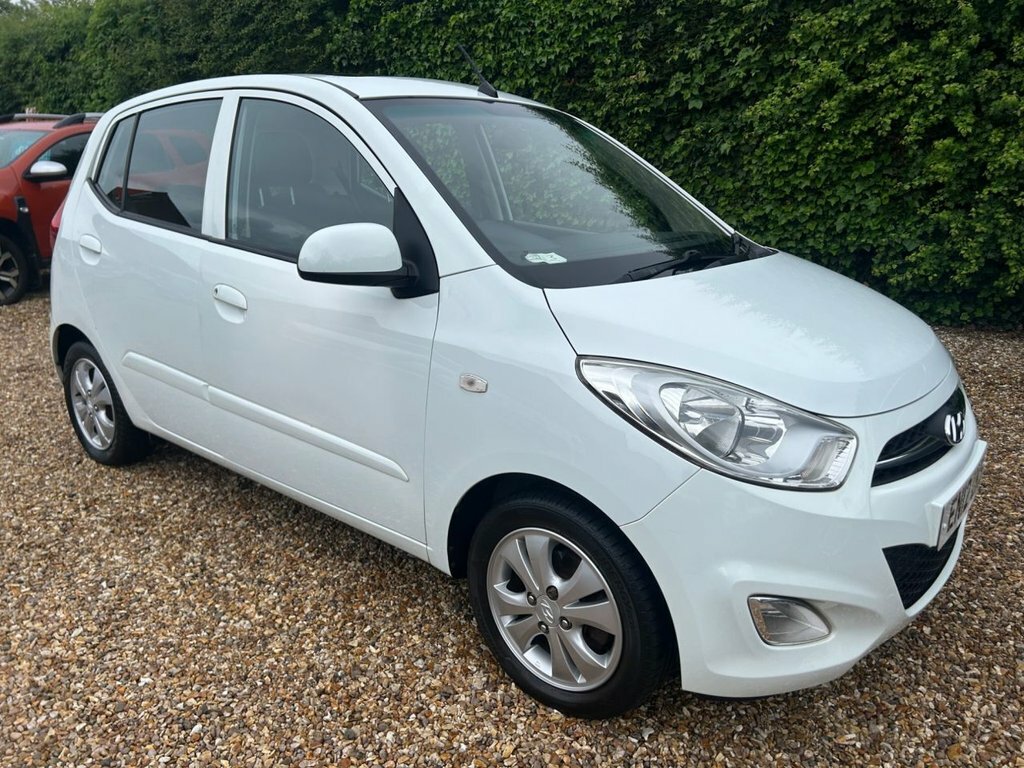 Hyundai I10 1.2 Style Hatchback Euro 5 85 B White