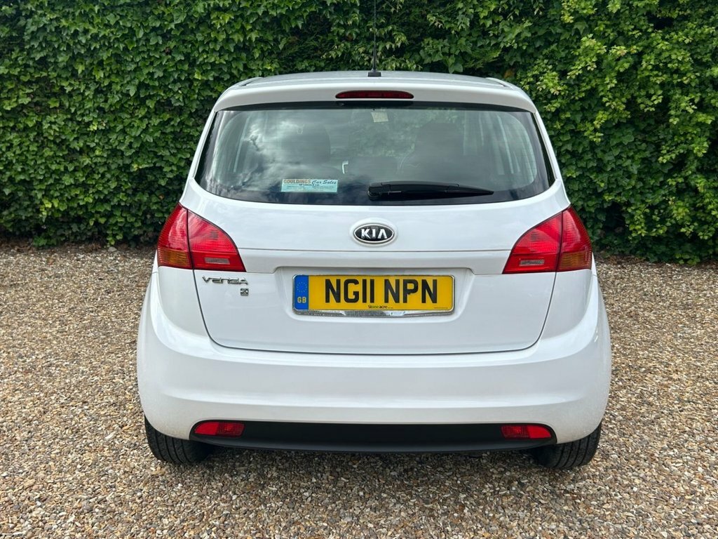 Kia Venga 1.4 2 Mpv Euro 5 89 Bhp White #6