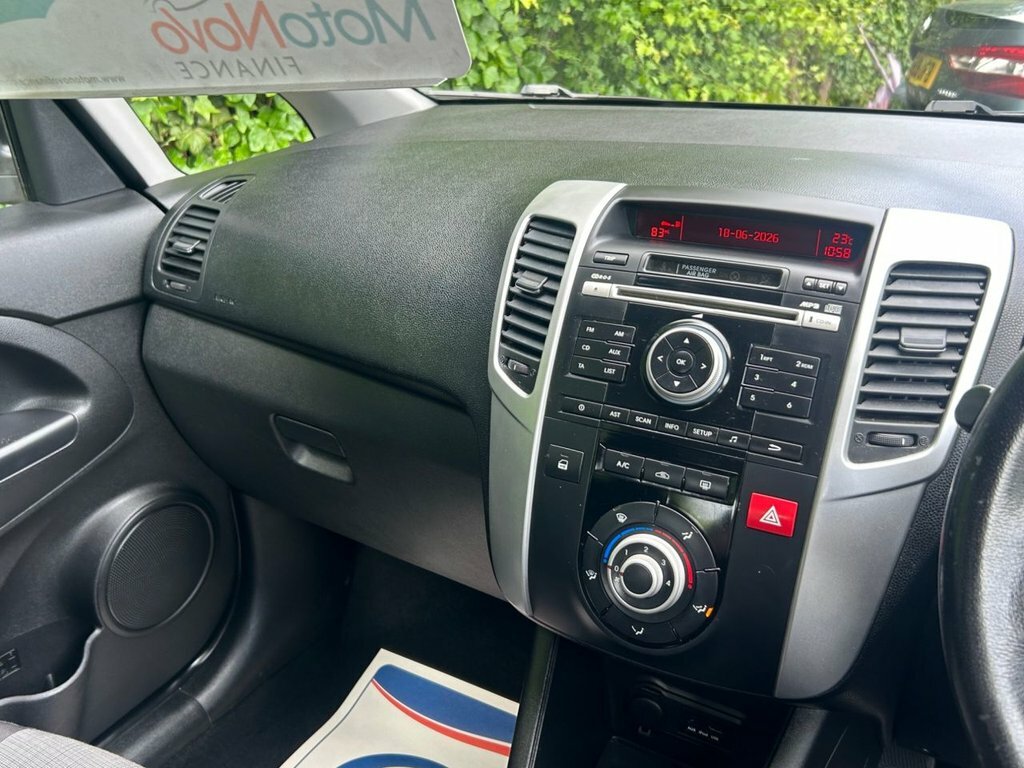 Kia Venga 1.4 Crdi Ecodynamics 2 Euro 5 Ss Silver #16