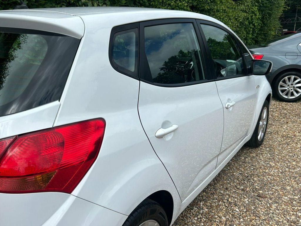 Kia Venga 1.4 Crdi Ecodynamics 2 Euro 5 Ss Silver #38