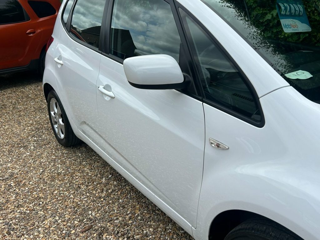 Kia Venga 1.4 Crdi Ecodynamics 2 Euro 5 Ss Silver #39