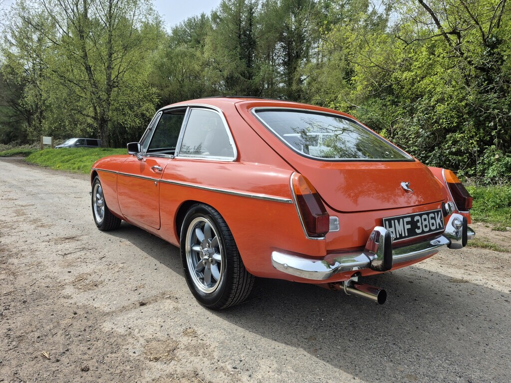 MG MGB GT Coupe 1971 Orange #2