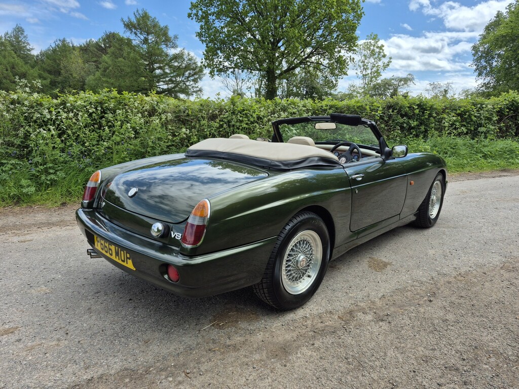 MG RV8 Convertible Mgr 1997 P666MOP Green #4