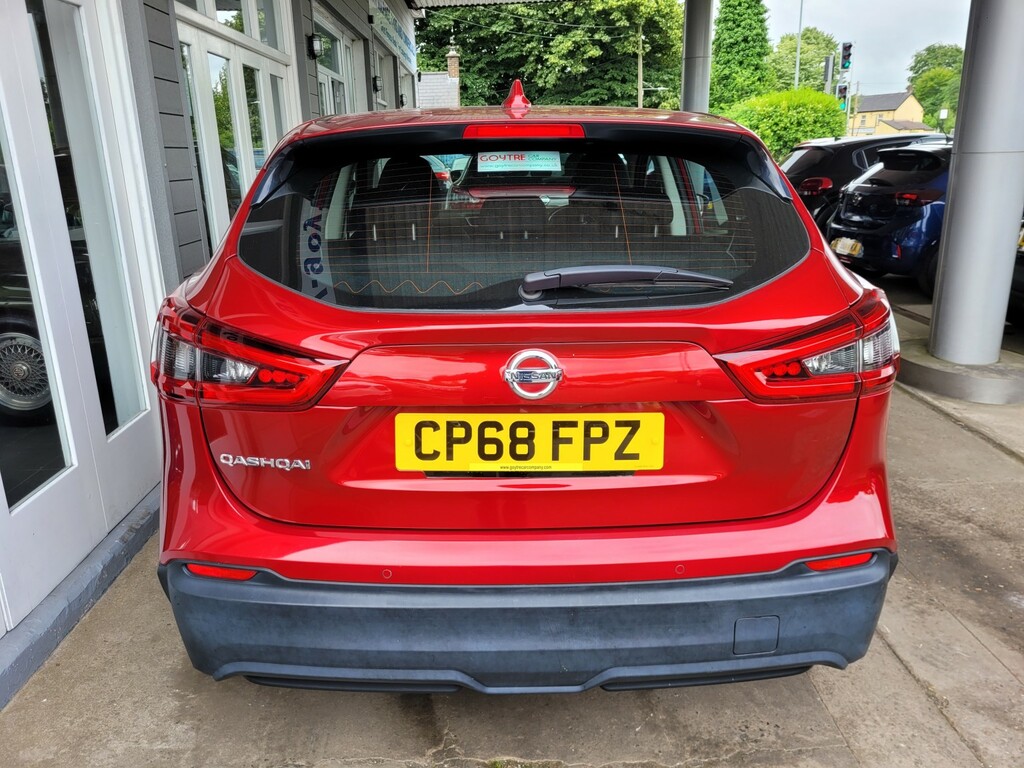 Nissan Qashqai Suv 1.5 Dci Acenta Premium 201868 CP68FPZ Red #4