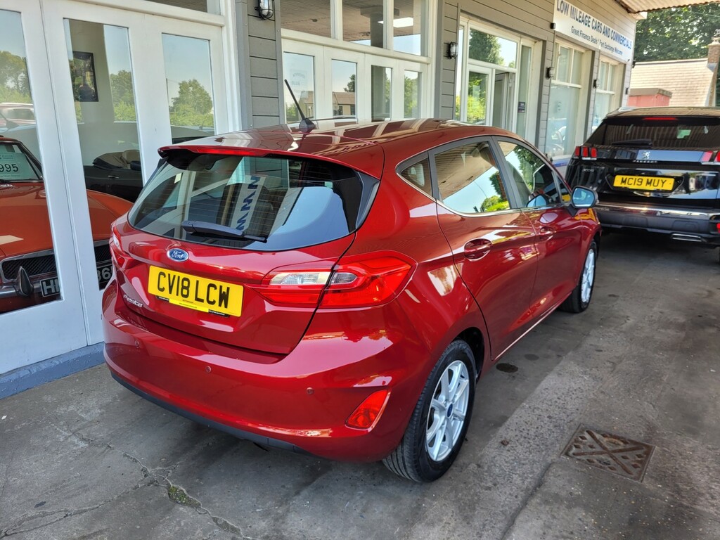 Ford Fiesta 1.1 Ti-vct Zetec Red #4