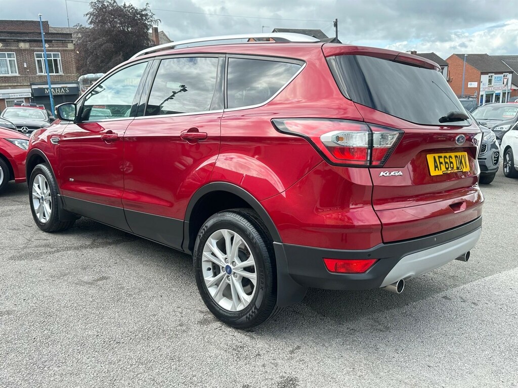 Ford Kuga 2.0 Tdci Titanium Awd Euro 6 Ss AF66DKV Red #4