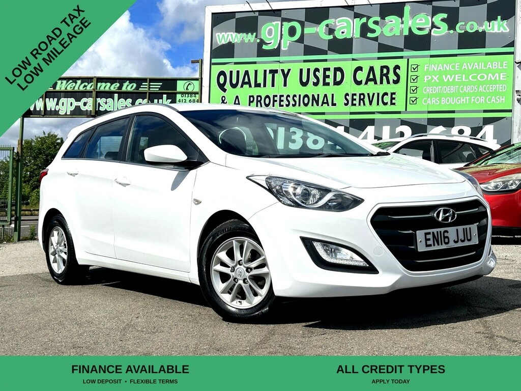 Hyundai I30 1.6 Crdi Blue Drive Se Tourer Euro 6 Ss White