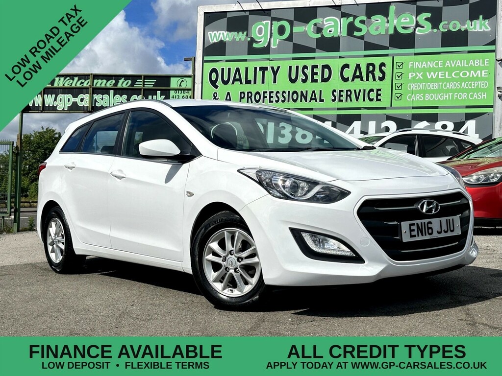 Hyundai I30 1.6 Crdi Blue Drive Se Tourer Euro 6 Ss EN16JJU White