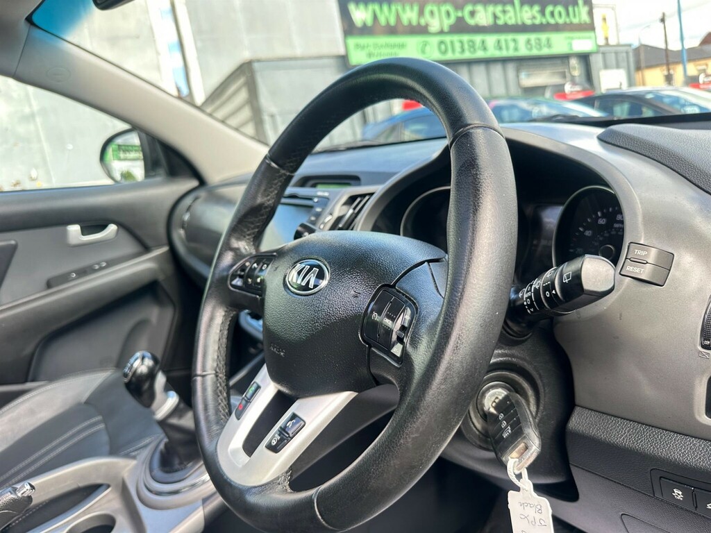 Kia Sportage 1.7 Axis White #20