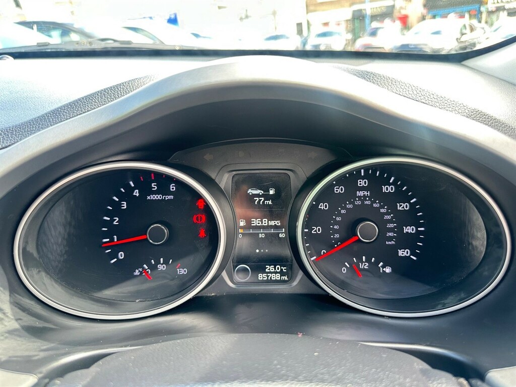 Kia Sportage 1.7 Axis White #21