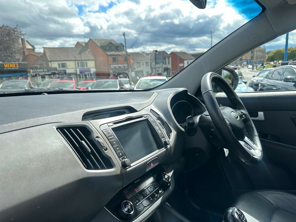 Kia Sportage 1.7 Axis White #12