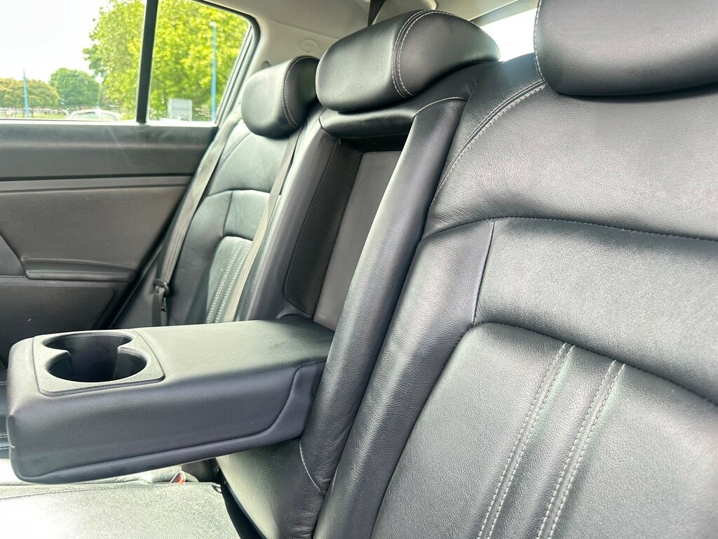 Kia Sportage 1.7 Axis White #37