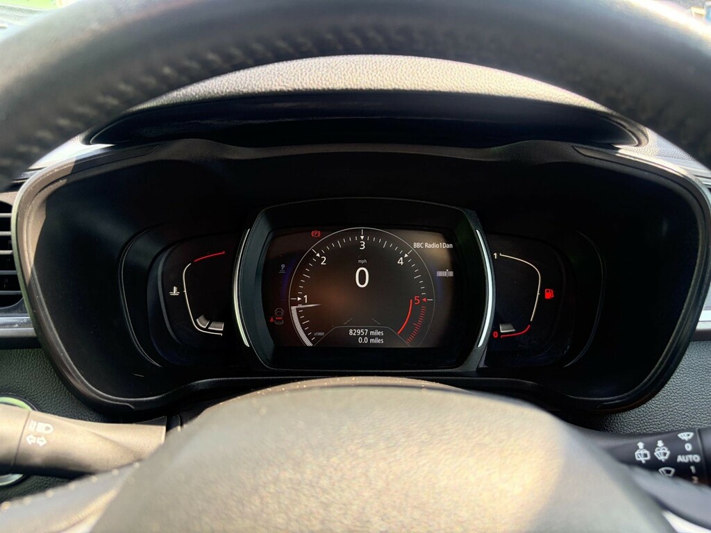 Renault Kadjar  Red #15
