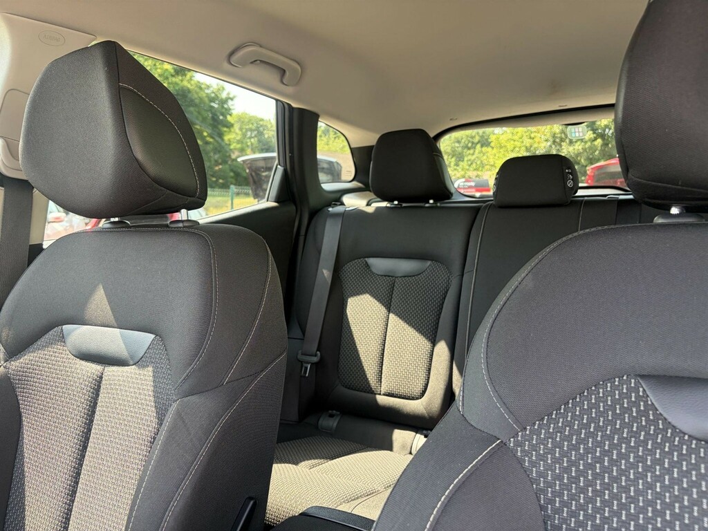 Renault Kadjar  Red #29