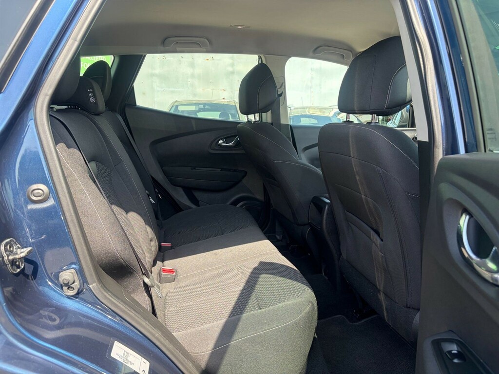 Renault Kadjar  Red #32