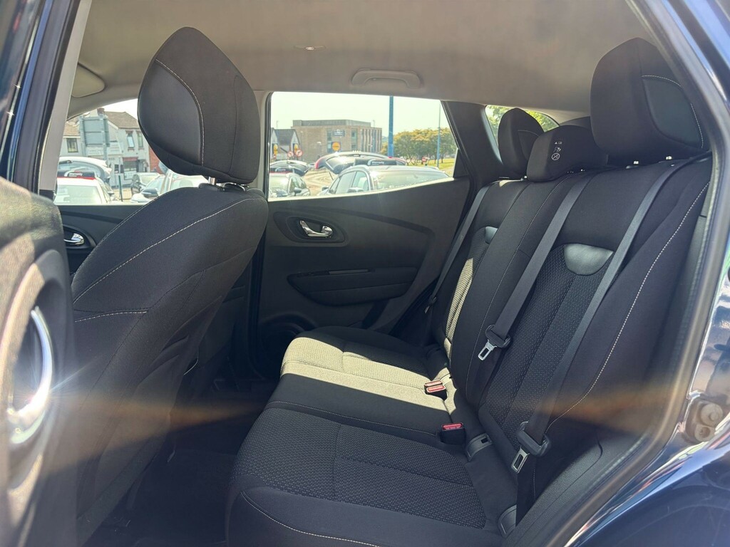 Renault Kadjar  Red #30