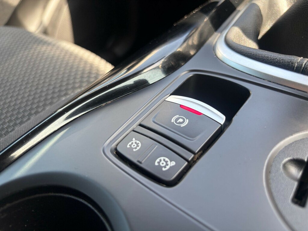 Renault Kadjar  Red #16