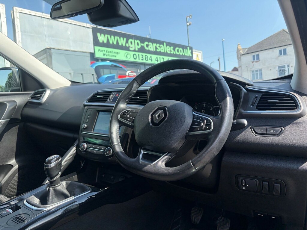 Renault Kadjar  Red #10