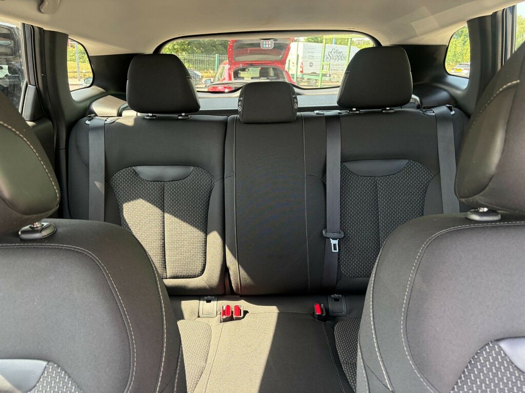 Renault Kadjar  Red #31