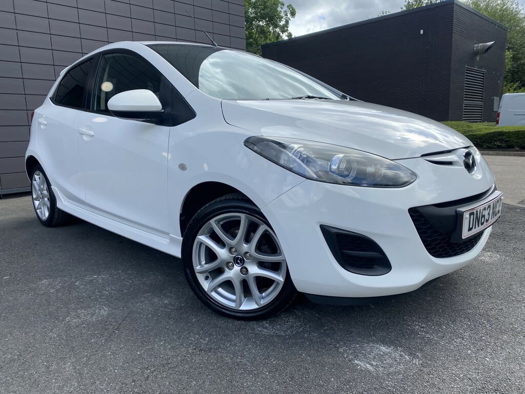 Mazda 2 1.3 Tamura White