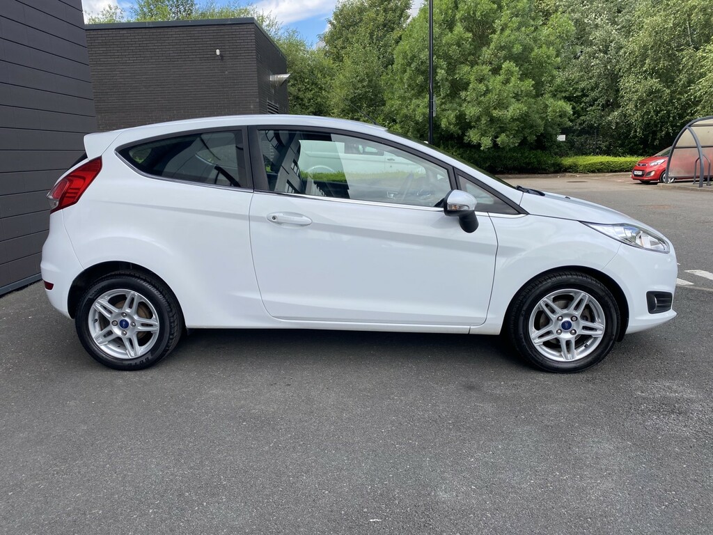 Ford Fiesta 1.25 Zetec White #4