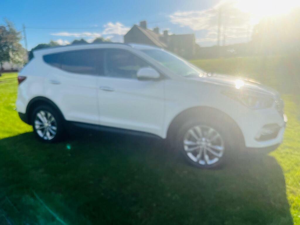 Hyundai Santa Fe 2.2 Crdi Blue Drive Premium 4Wd Euro 6 S S White