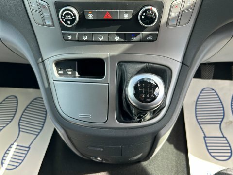 Hyundai I800 2.5 Crdi Se Nav Blue #32