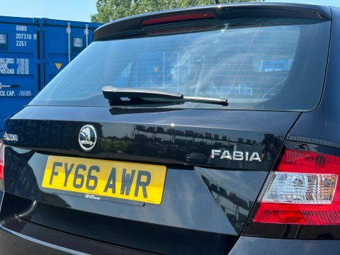 Skoda Fabia Se L Mpi FY66AWR Black #6