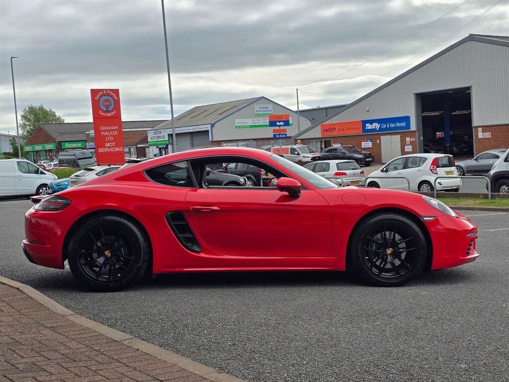 Porsche 718 Cayman Coupe White #18