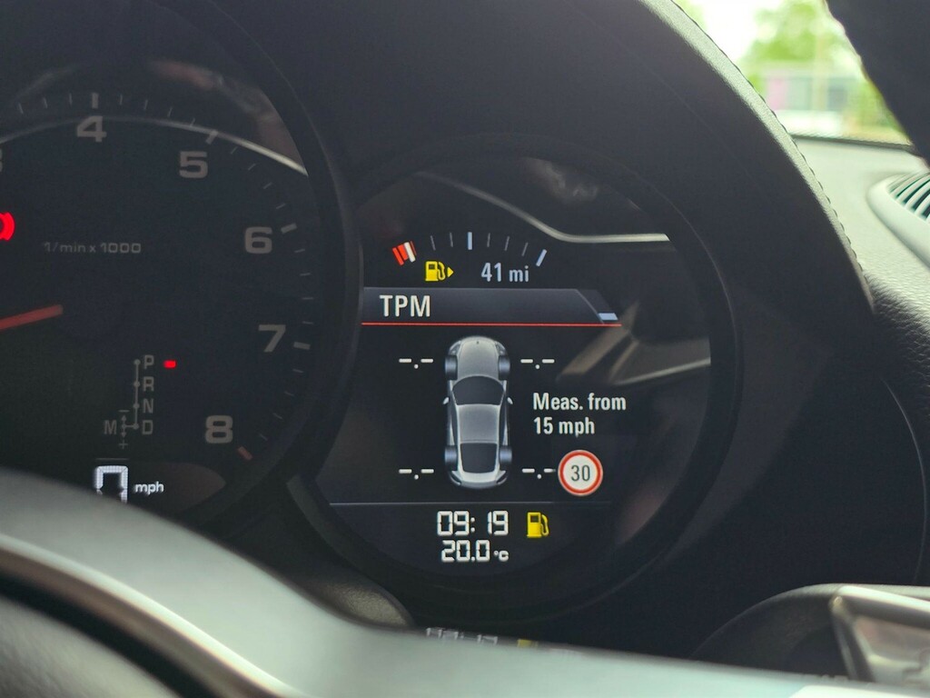 Porsche 718 Cayman Coupe White #41