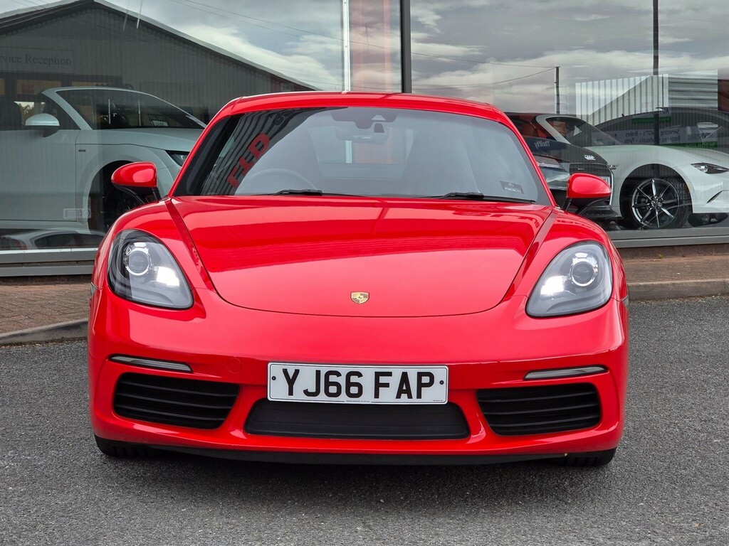 Porsche 718 Cayman Coupe White #8