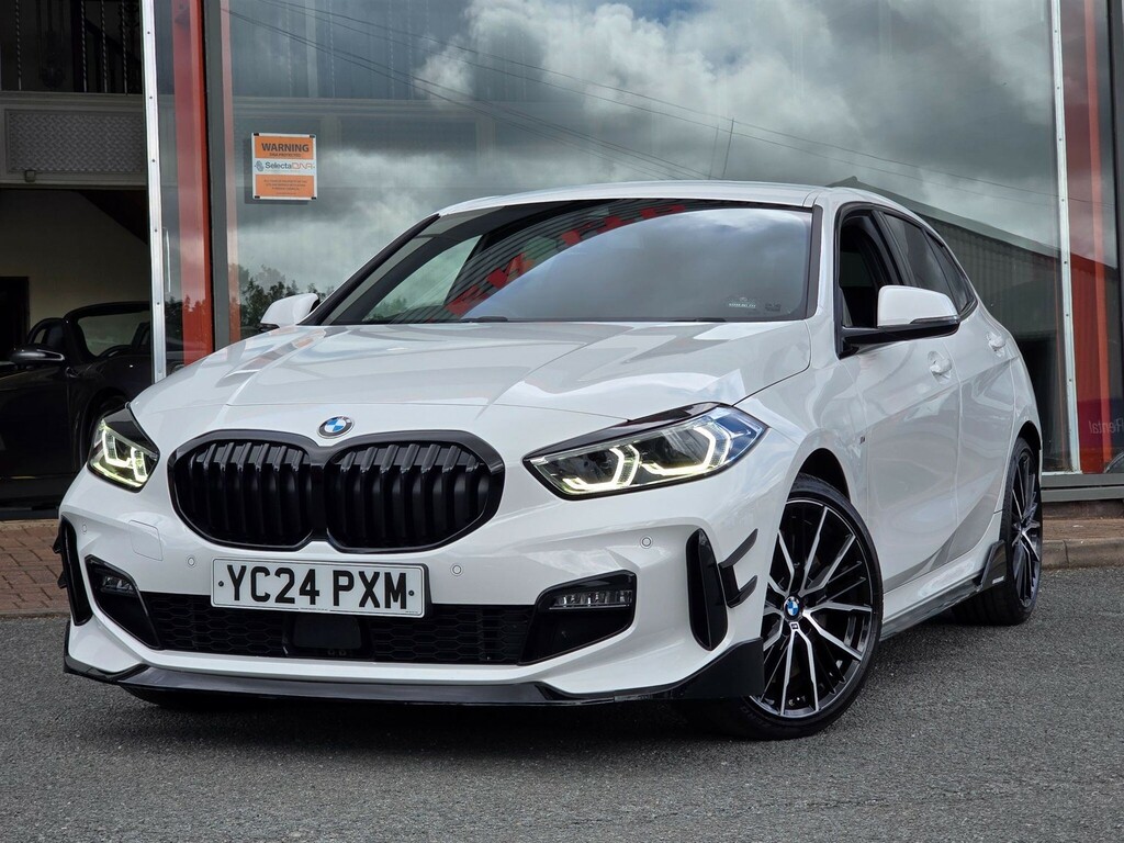 BMW 1 Series Hatchback White