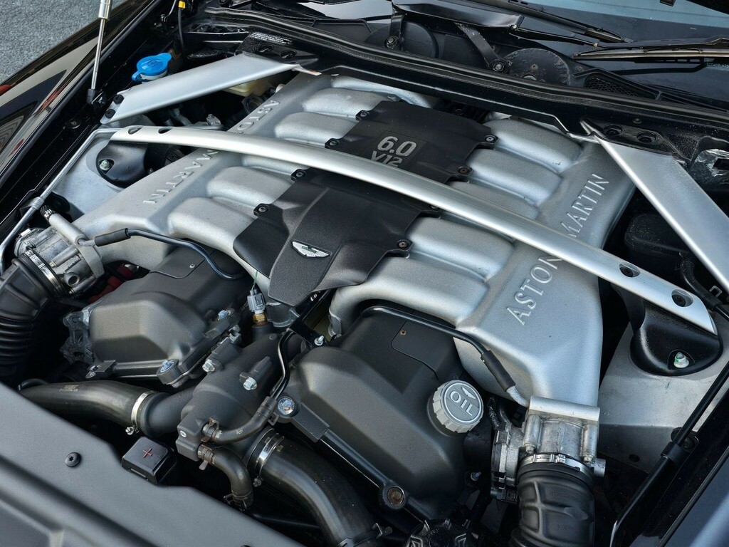 Aston Martin DB9 5.9 Coupe Seq 394 Gkm 450 Bhp Silver #28