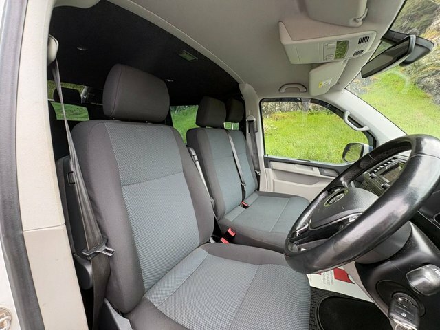 Volkswagen Transporter 2.0 Tdi Bmt 150 Highline Kombi Van Black #12