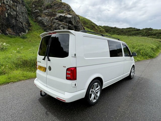 Volkswagen Transporter 2.0 Tdi Bmt 150 Highline Kombi Van Black #7