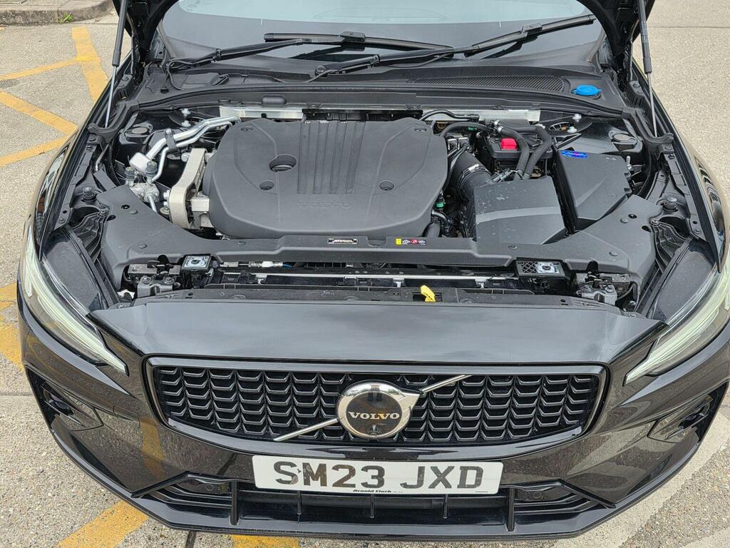 Volvo V60 V60 2.0 T6 350 Recharge Phev Plus Dark Awd A Grey #35