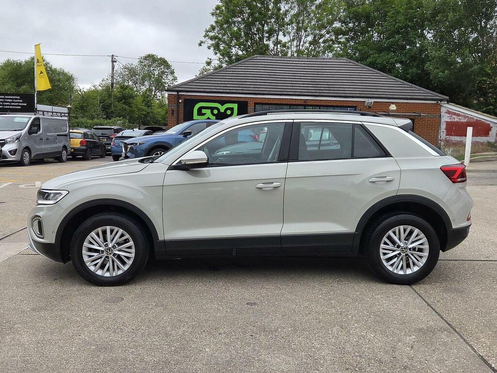 Volkswagen T-Roc Suv 1.5 Tsi Life Dsg Euro 6 Ss 202373 CE73GWZ Grey #5