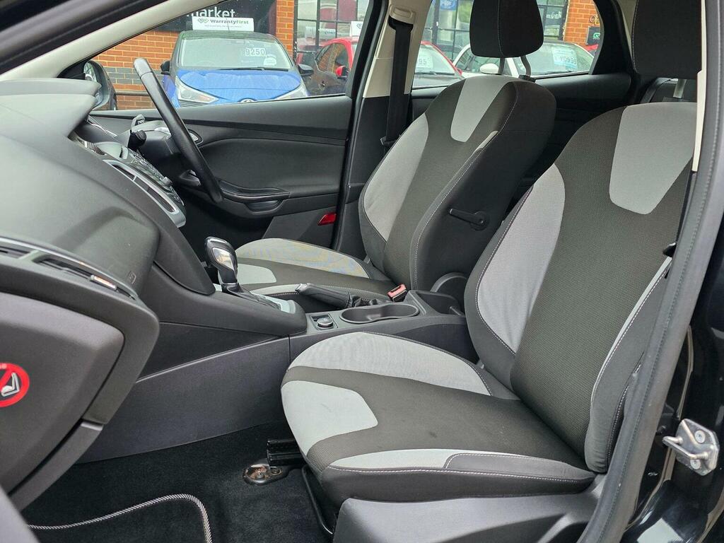 Ford Focus Hatchback Silver #61