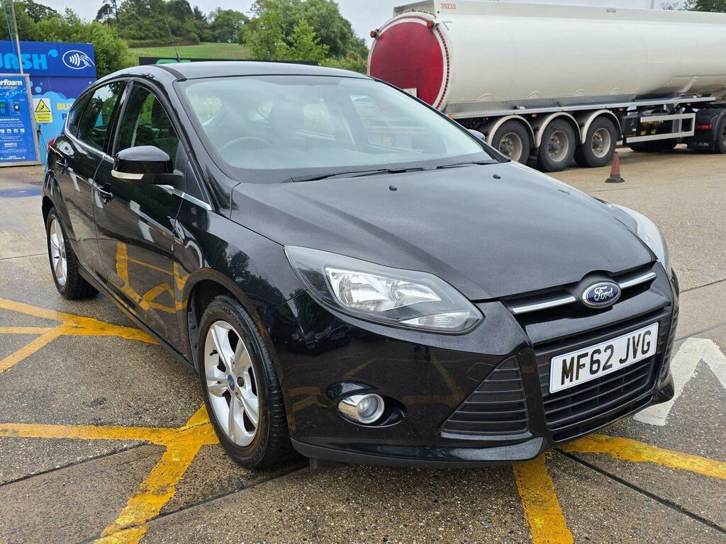 Ford Focus 1.6 Zetec Powershift Euro 5 Black #3