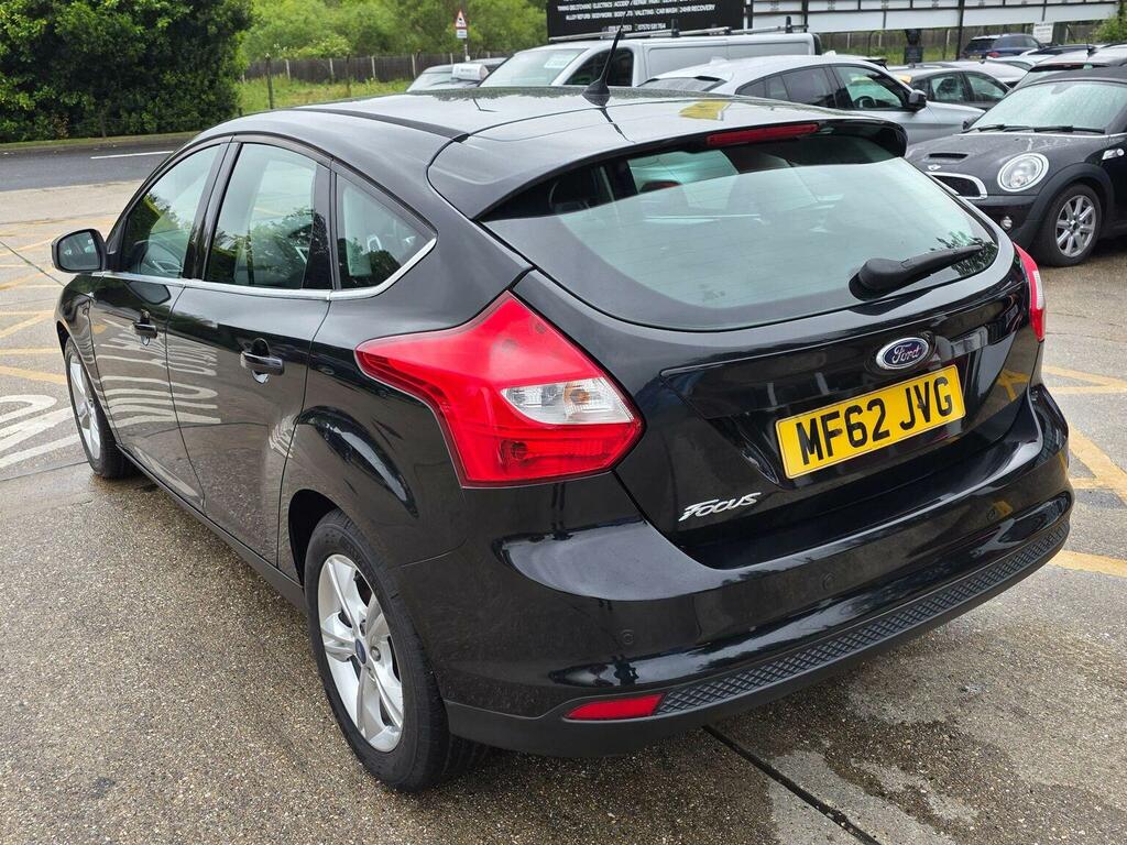 Ford Focus 1.6 Zetec Powershift Euro 5 Black #4
