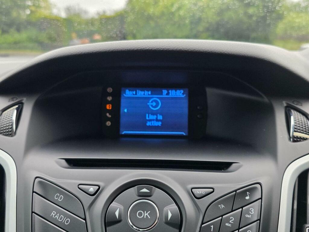 Ford Focus Hatchback Silver #115