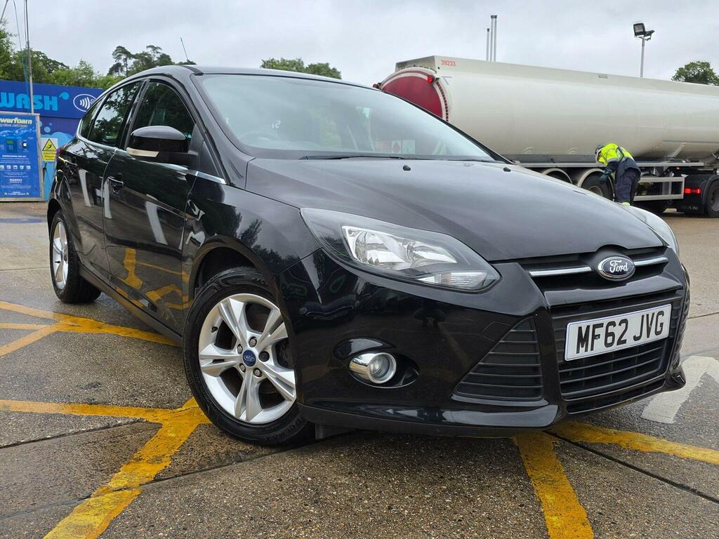 Ford Focus 1.6 Zetec Powershift Euro 5 Black