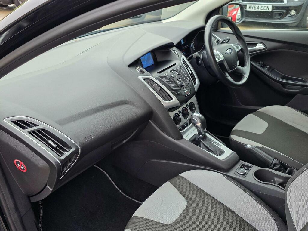 Ford Focus Hatchback Silver #83