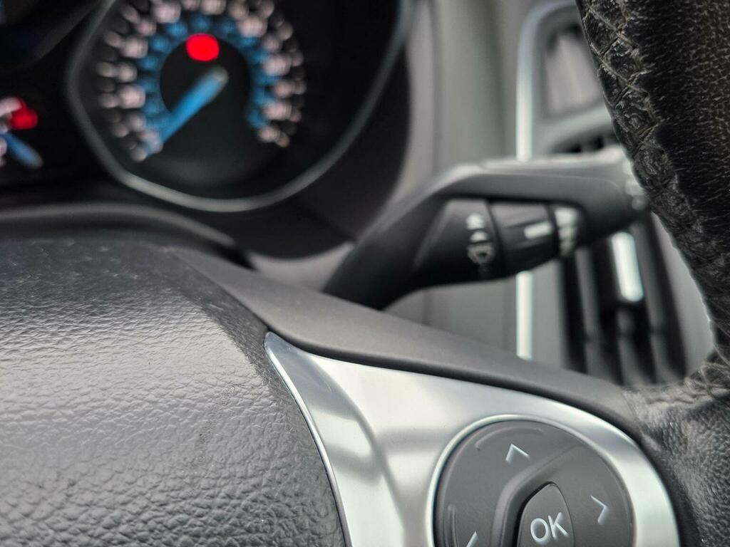 Ford Focus Hatchback Silver #97