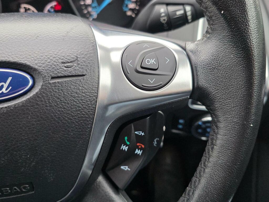 Ford Focus Hatchback Silver #34
