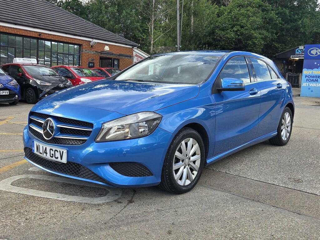 Mercedes-Benz A Class Hatchback 1.6 A180 Se 7G-dct Euro 6 Ss 201 WL14GCV Blue #2