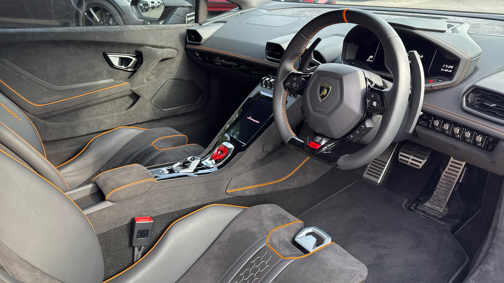 Lamborghini Huracan Sto  #12