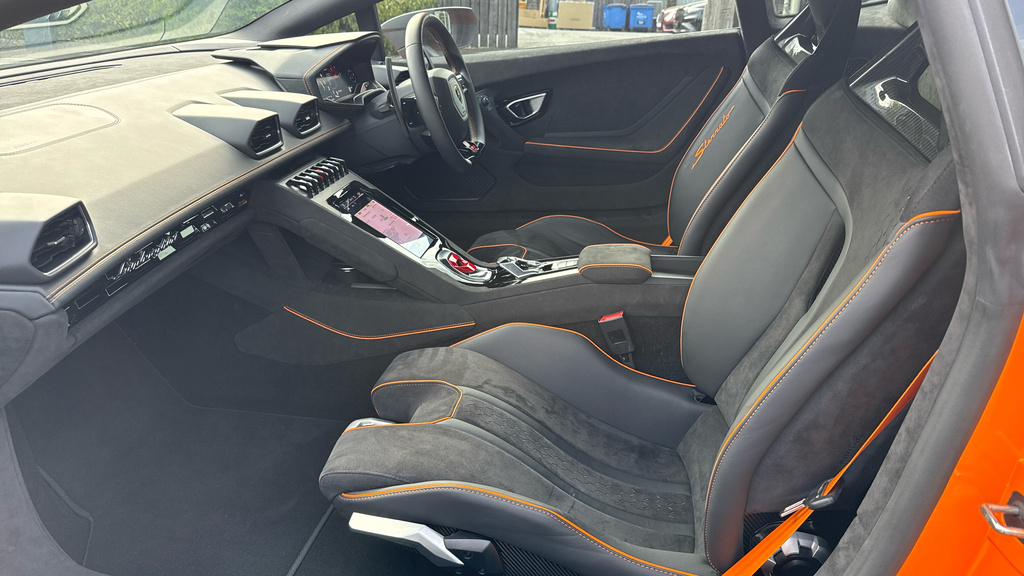 Lamborghini Huracan Sto  #8