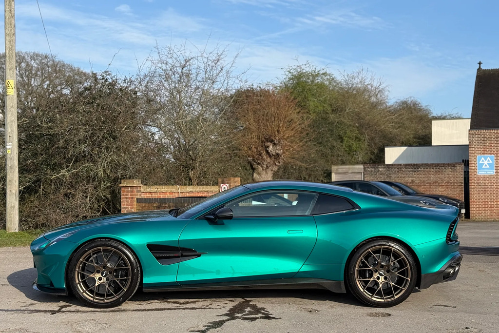 Aston Martin Vanquish V12 Coupe Green #6